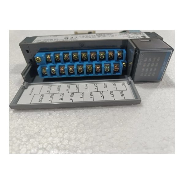Allen-Bradley 1746-OV16 – Three-Quarter Angle View