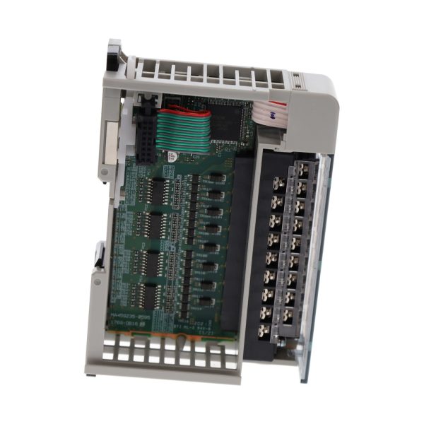 Allen-Bradley 1769-OB16 – Left Side View